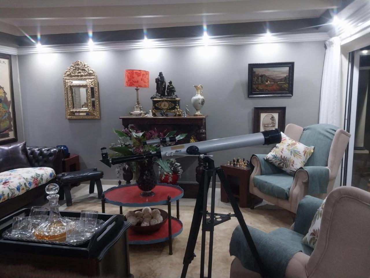 The Elephant Room At Frederick'S Place Pretoria-Noord Exteriör bild