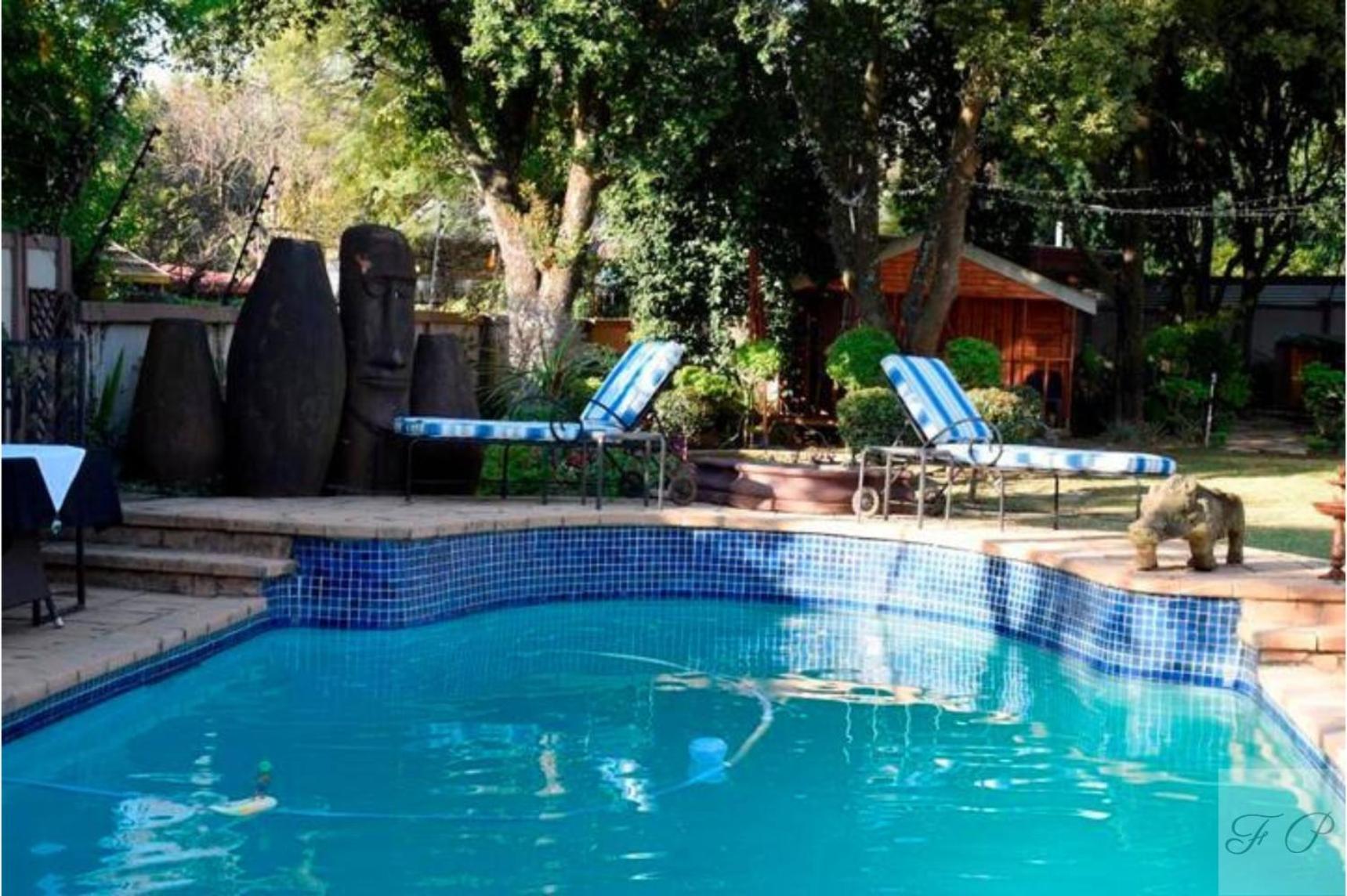 The Elephant Room At Frederick'S Place Pretoria-Noord Exteriör bild